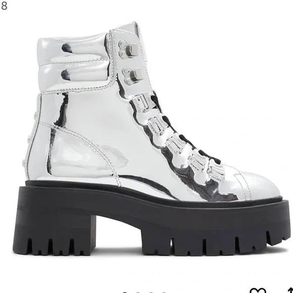 Metallic boots - Picture 1 of 11